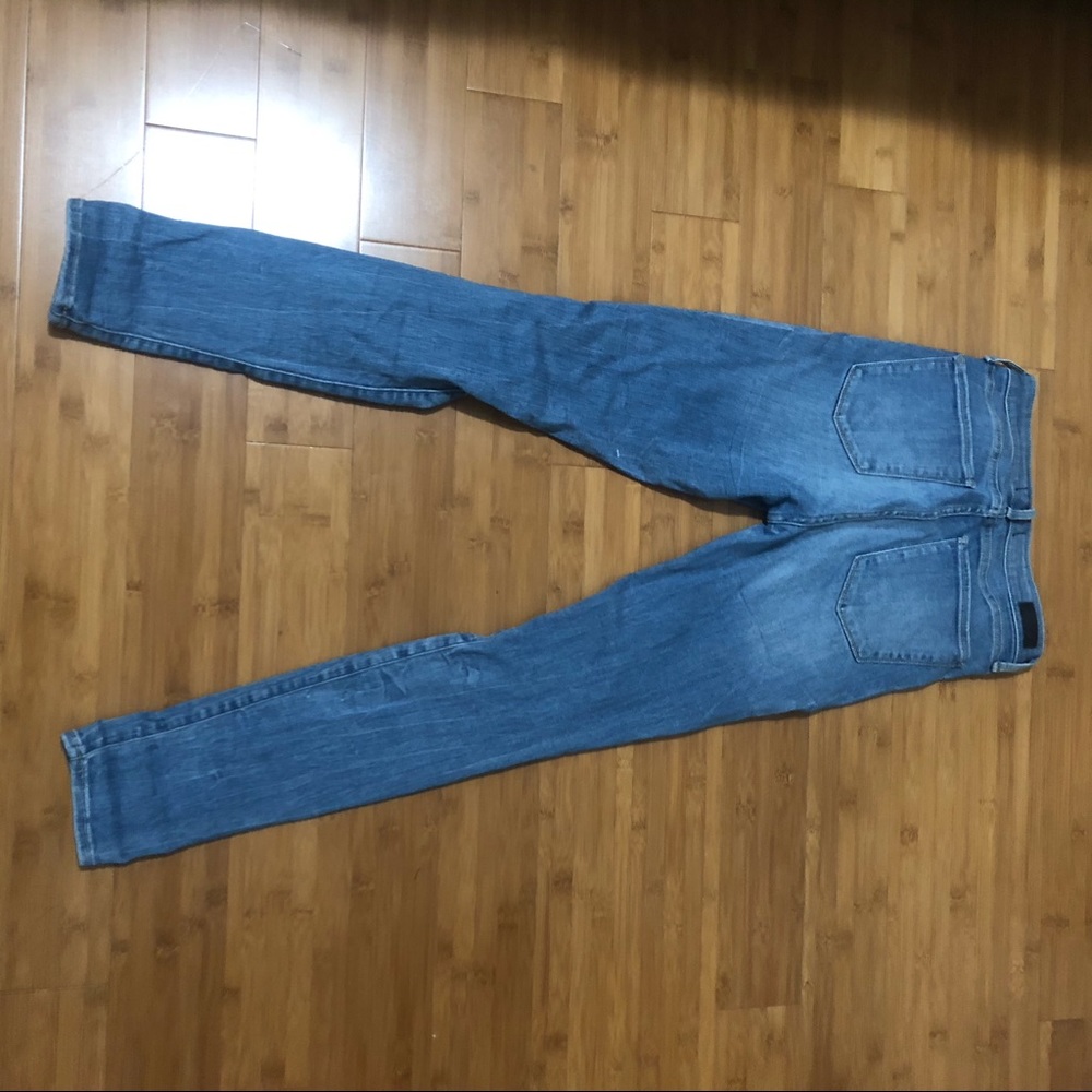 Abercrombie High Rise Jeans - Picture 5 of 6